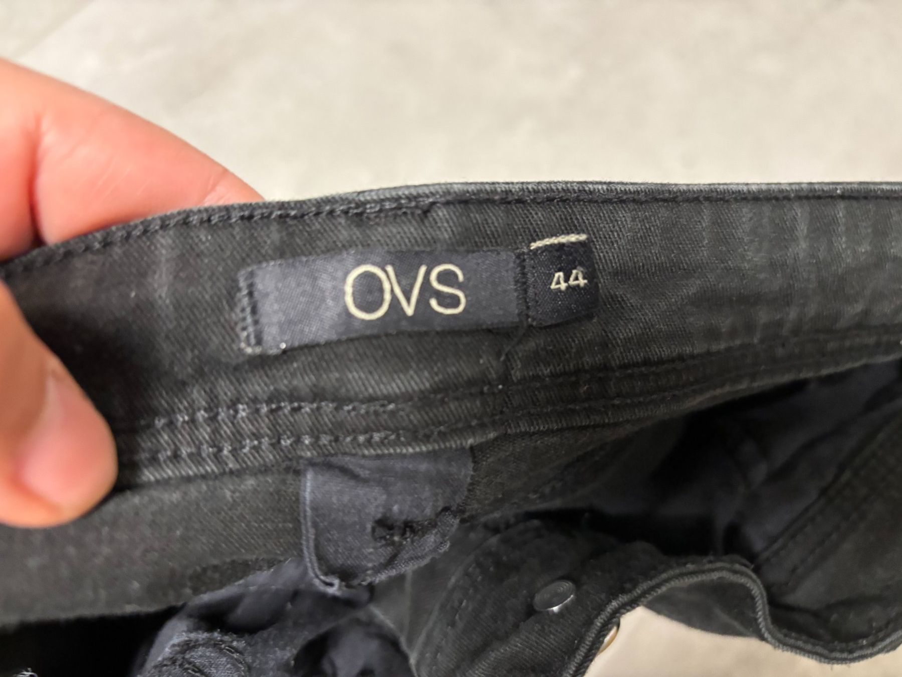 Jeans: Jeans noir léger taille 38 ou M – Usato da Salvenach venduto da gwenwywar 1