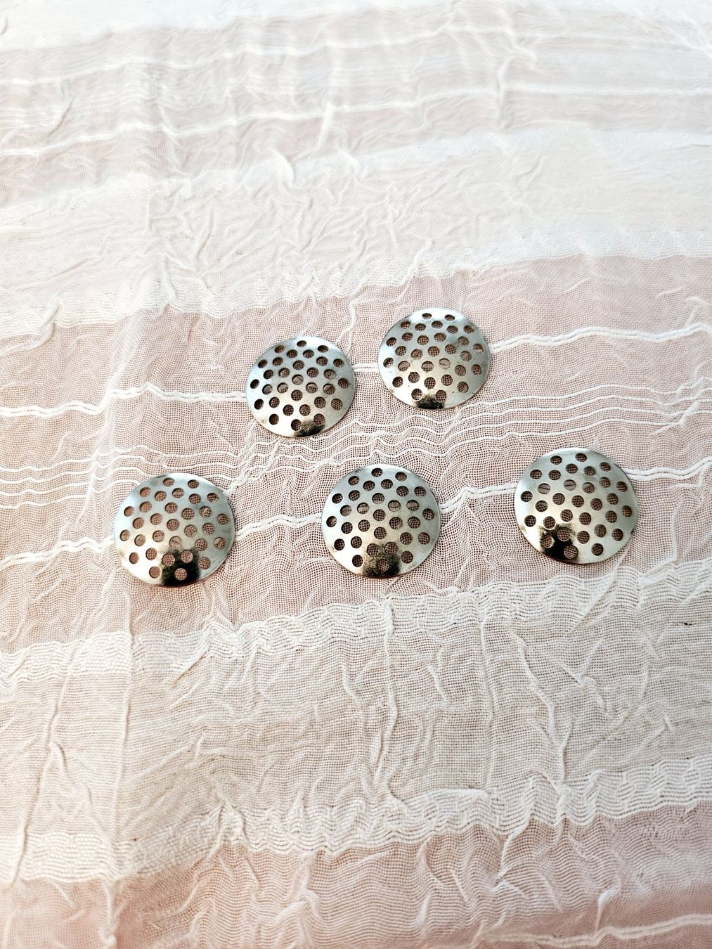 Perle (finte): Rohling sieb  16mm 5 stück – Nuovo (secondo la descrizione) da Dietikon venduto da Eleda
