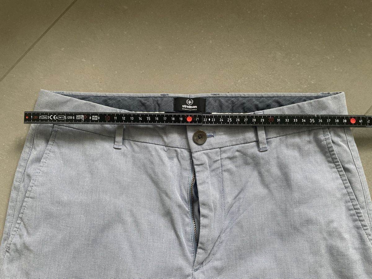 Strellson Pantaloni: Herrenhose Strellson hellblau, W30/L32 – Usato da Adligenswil venduto da Treegarden 2