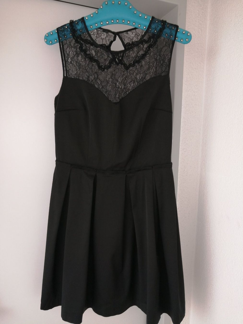 Kookai Kleider: Kleines schwarzes Kleid Kookaï size 38 – Gebraucht aus Buchrain von nat_pl5p 7