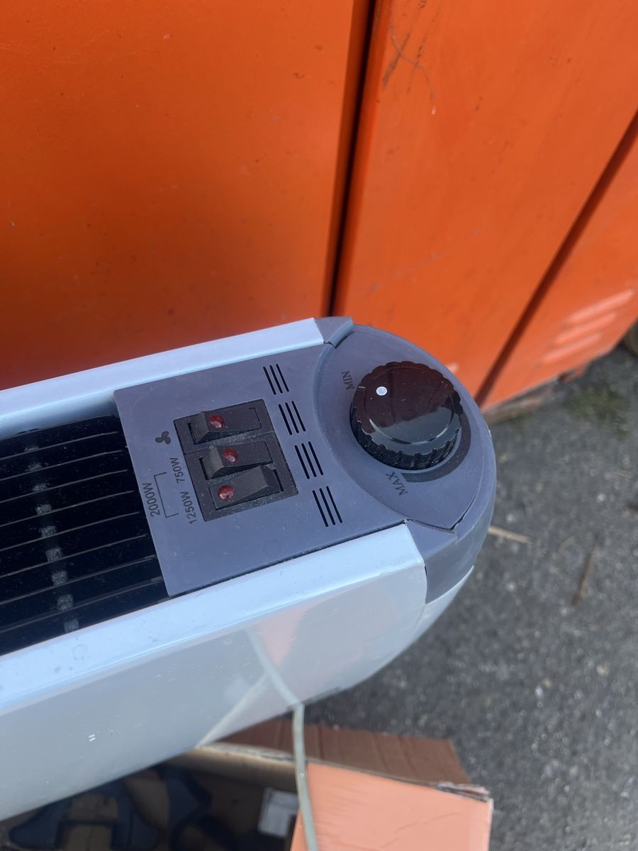 Heizgeräte: Chauffage à air pulsé – Gebraucht aus Lucens von bek_2w8p 2