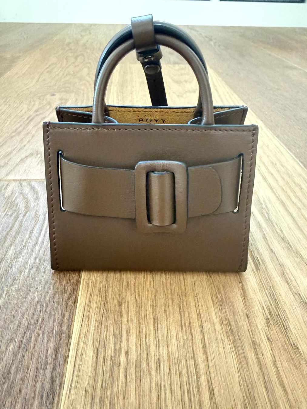 Borse: BOYY Tasche und Charm Leder, neuwertig – Nuovo (secondo la descrizione) da Oberarth venduto da SSS.