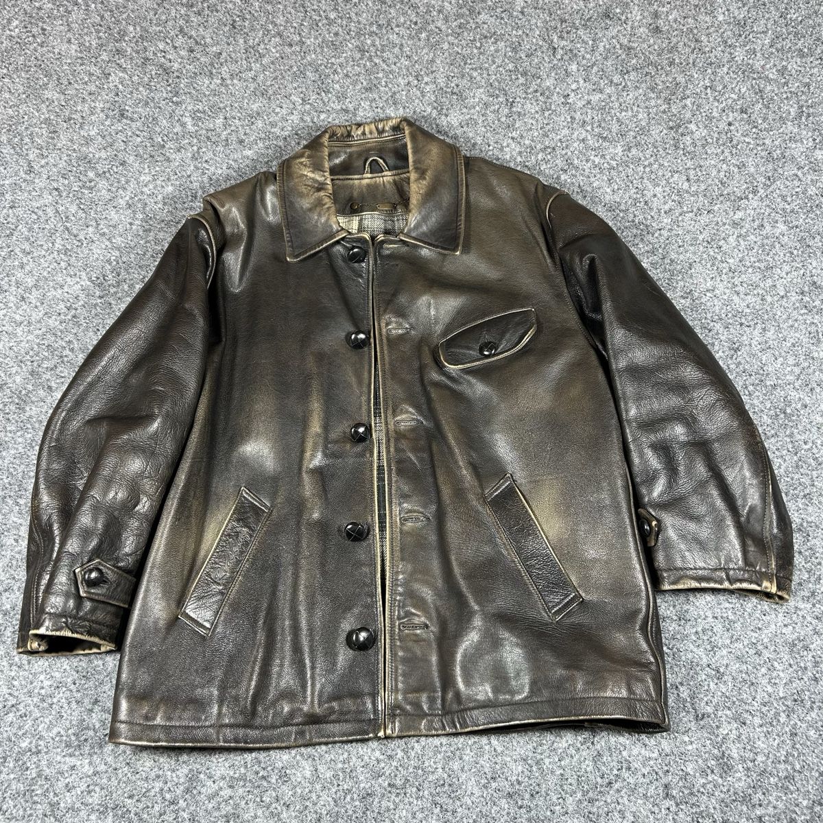 Redskins Jacken: Redskins leather – Gebraucht aus La Sagne NE von Matlasape