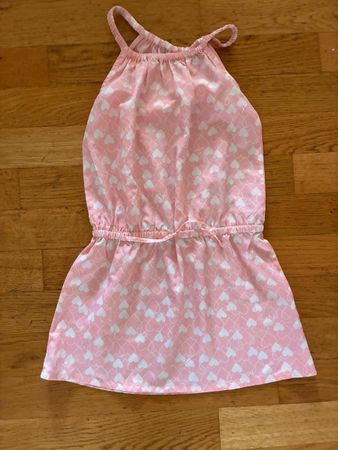 Schönes Kleid Gr. 122/128
