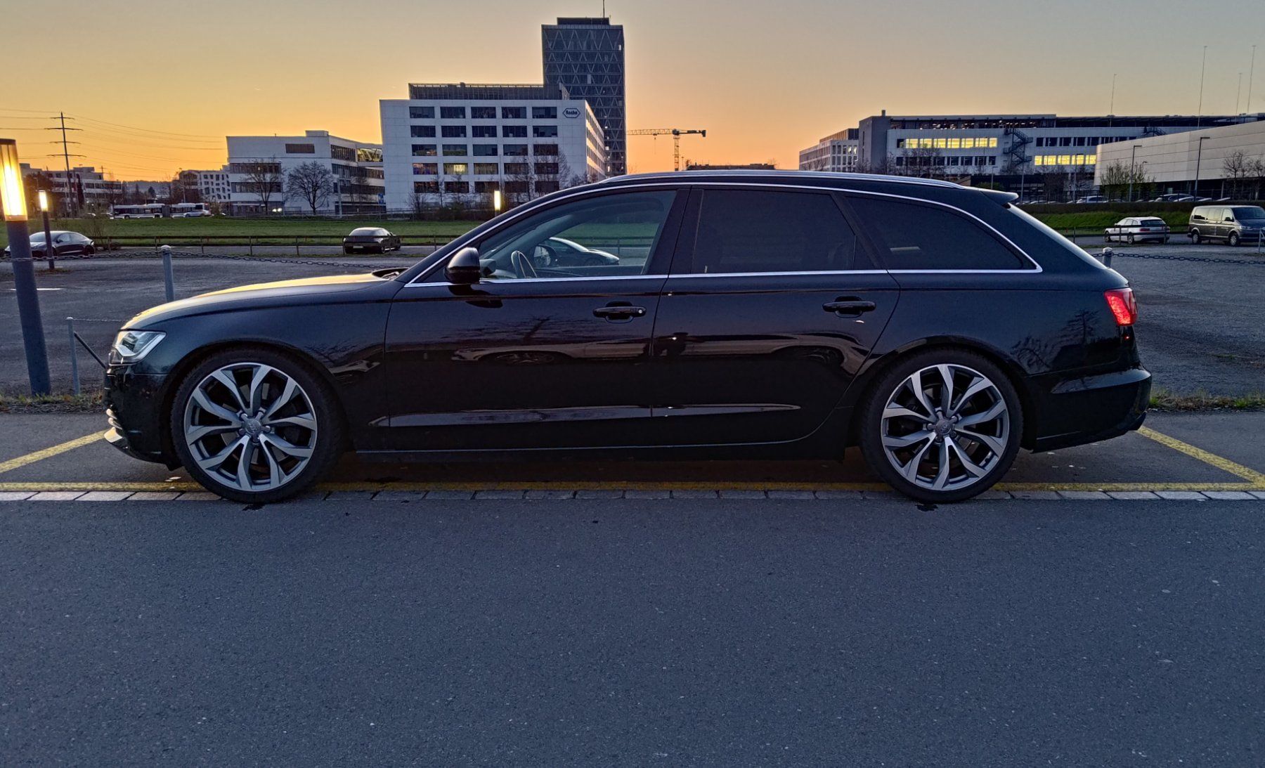Audi Automobili: Audi A6 BiTDI Avant mit Motorschaden – Difettoso da Schmerikon venduto da doehrer 1