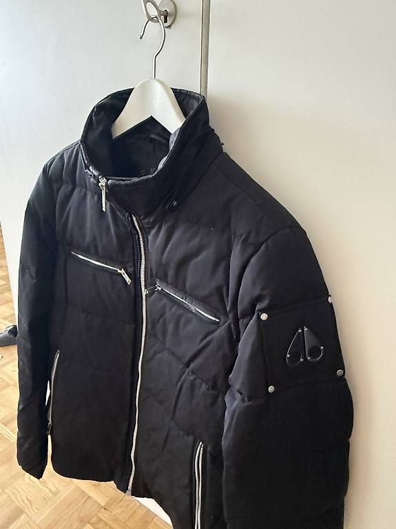 Giacche: Moose Knuckles Winterjacke schwarz – Usato da Birmensdorf ZH venduto da admira.h 1