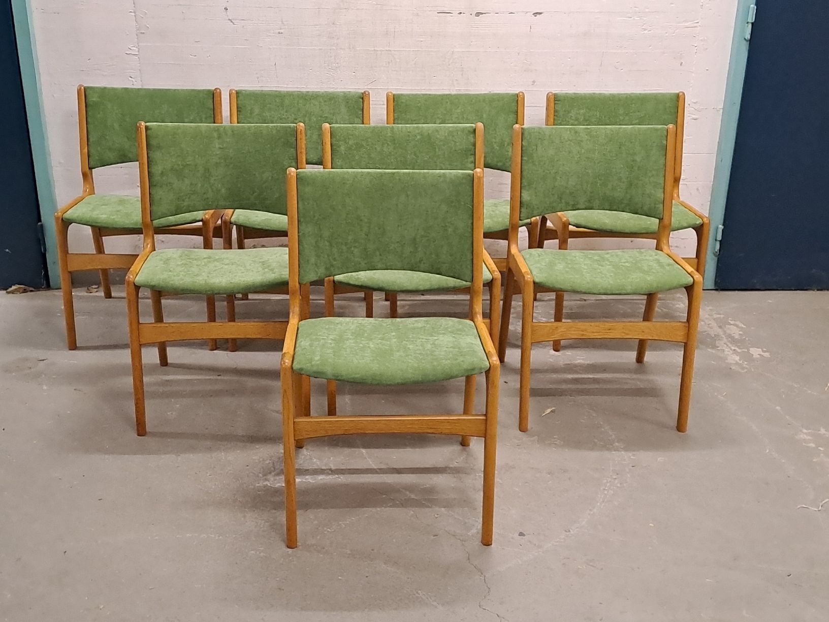 Sedie: 8 chaises danoises vintage design E. Buch 1960 – Usato da Le Grand-Saconnex venduto da danmarin 8