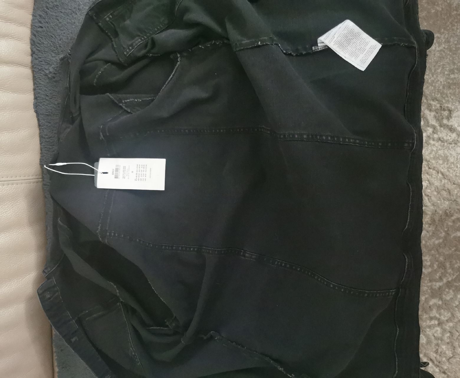 Only Giacche: ONLY Damen Jeansjacke Gr. M neu – Nuovo (secondo la descrizione) da Urtenen-Schönbühl venduto da vok_qw7w 2