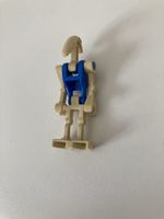 LEGO Star Wars Battle Droid Pilot mit einem blauen Oberkörpe