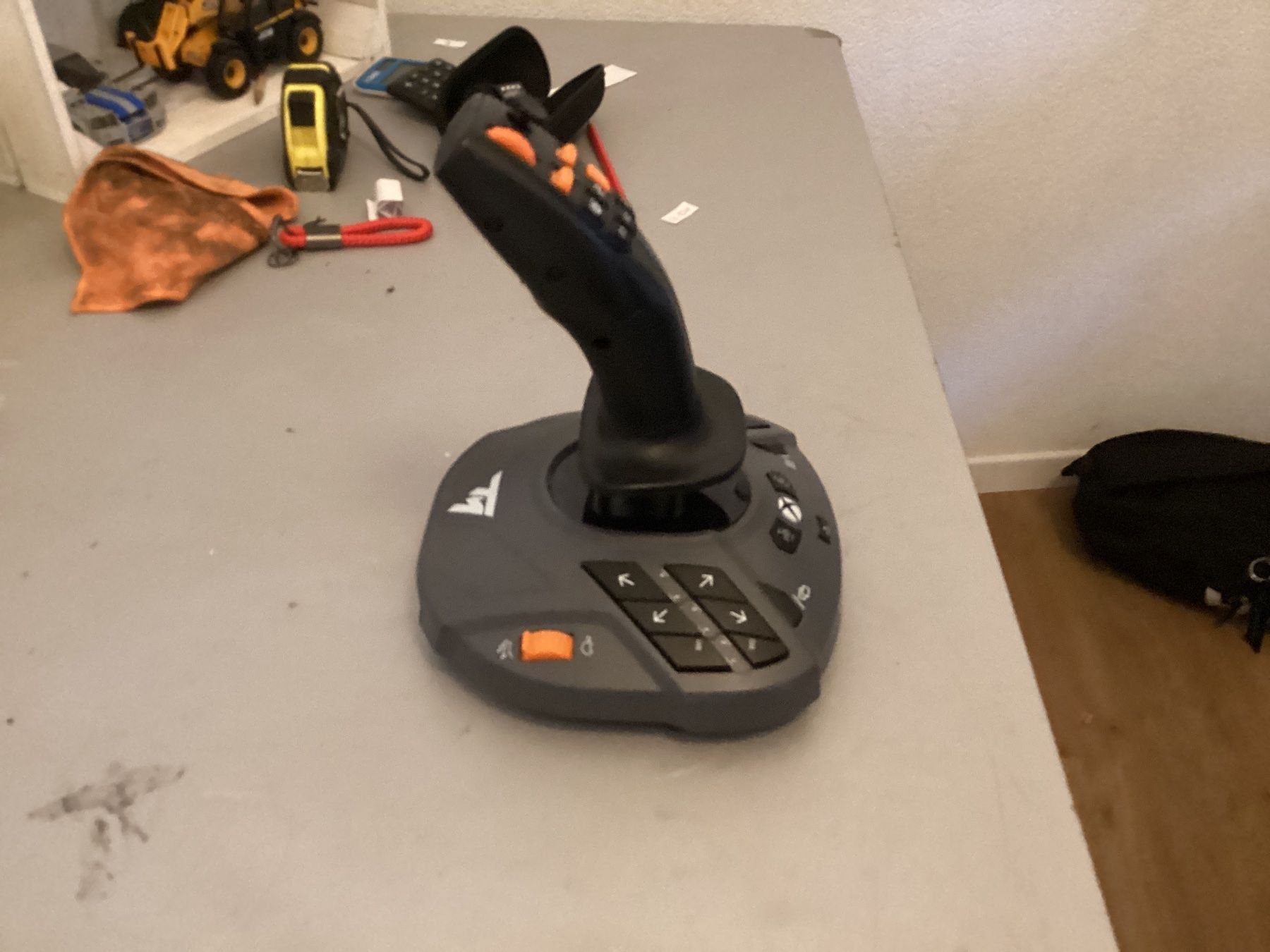 Thrustmaster Manettes: Thrustmaster Farmstick Xbox / PC – D'occasion à Lignières par Aswan1978 2
