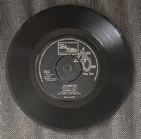 Jackson 5 and Michael Jackson Skywriter 1973 UK press