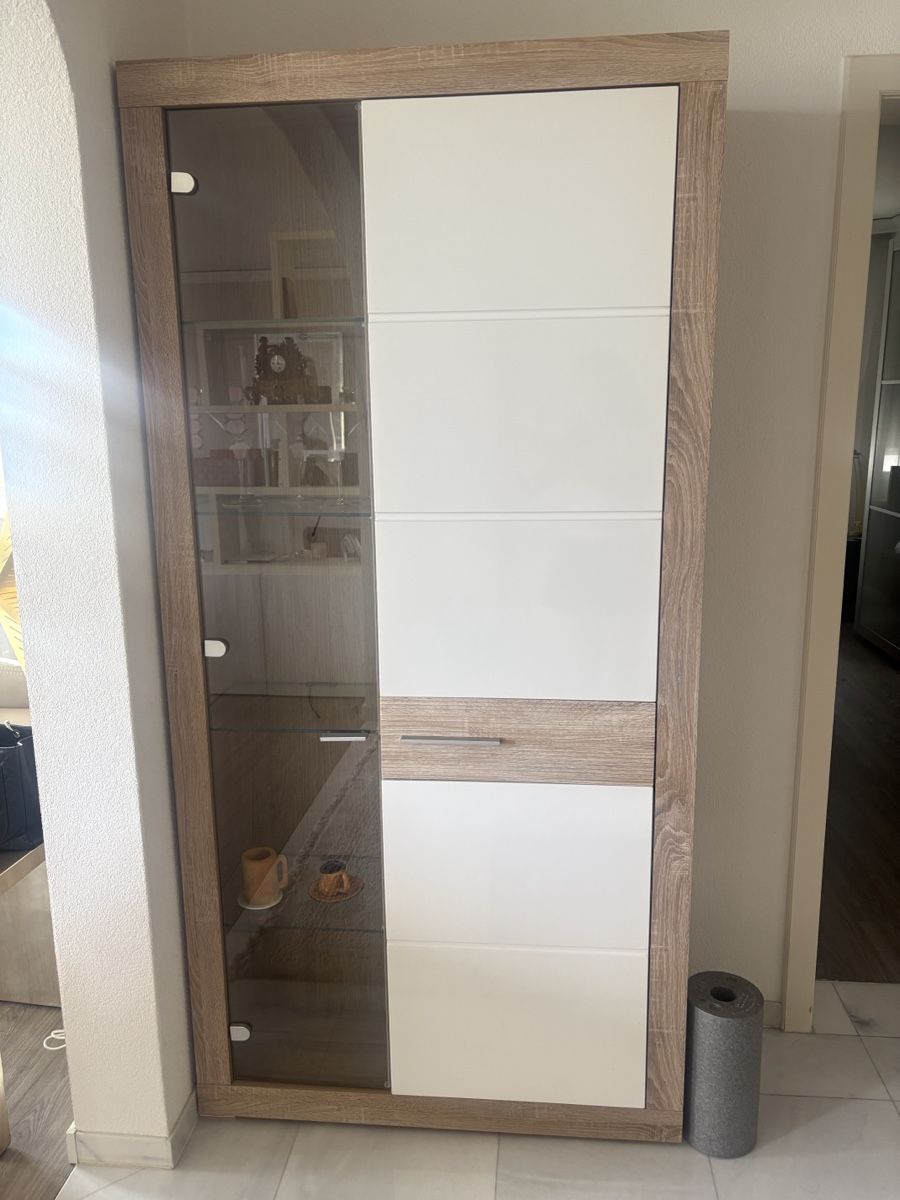 Conforama Vitrinen: Vitrine Kommode braun weiss  – Gebraucht aus Kilchberg ZH von ros_9x58