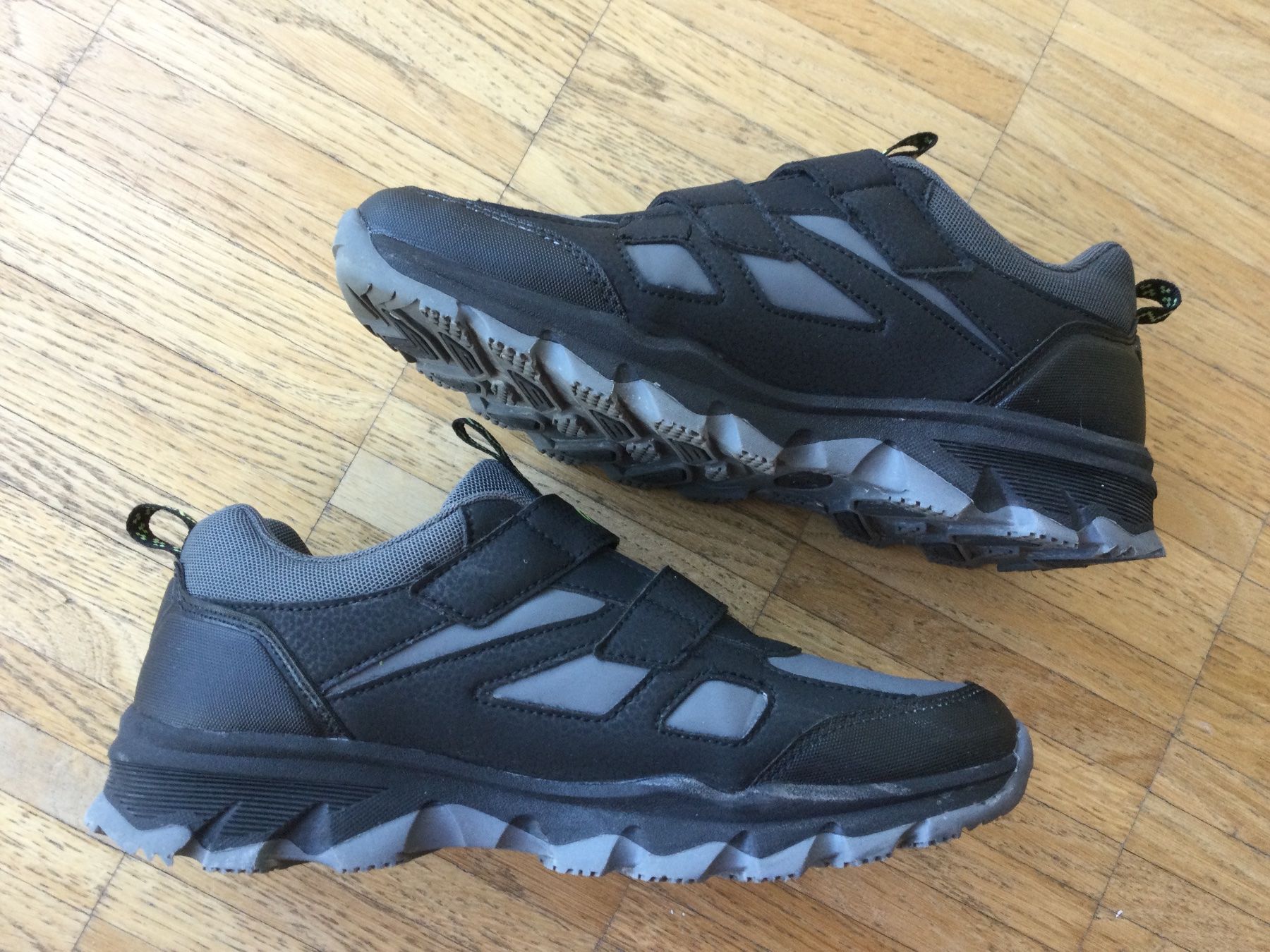 Scarpe da uomo: Outventure Trekking Sneakers Gr. 40 – Usato da Zürich venduto da VorlonShadow 4