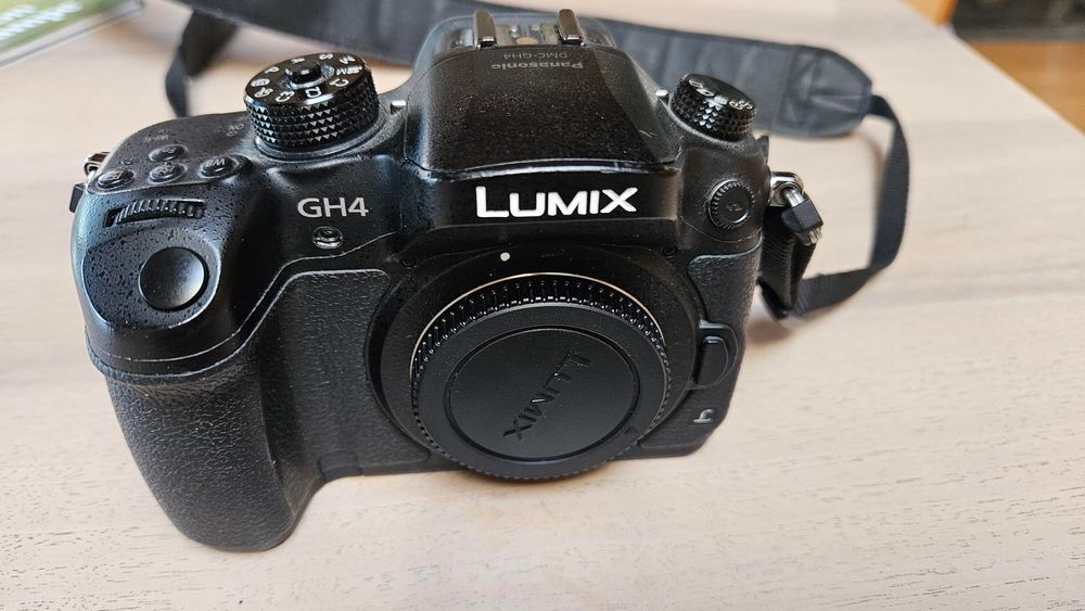 Panasonic Lumix GH4 (Gebraucht) in Staufen für CHF 129 – mit Lieferung ...