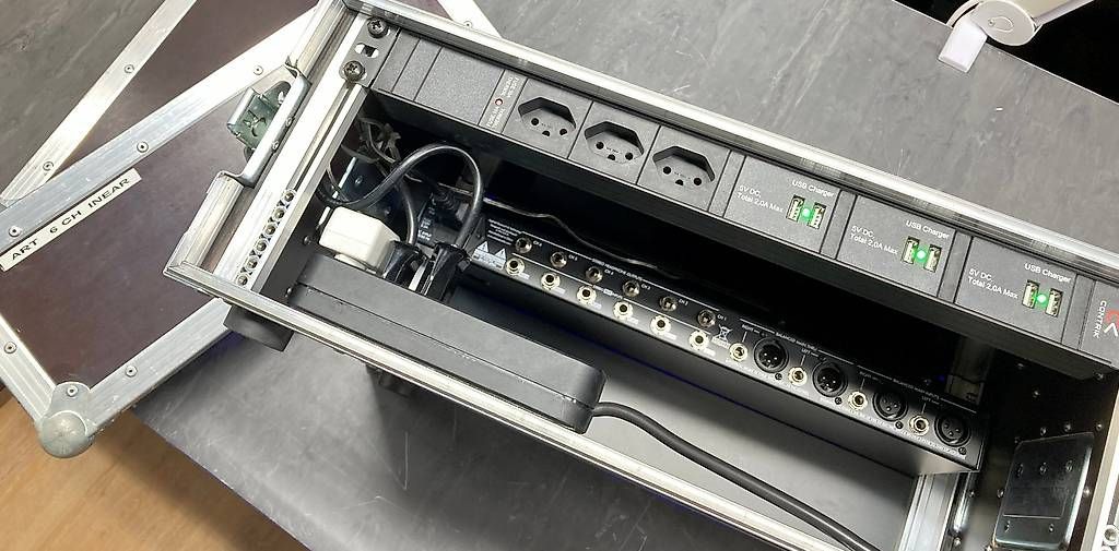 Art Console di mixaggio: Case - Kopfhörerverteiler in Case / ART HEADAMP6 PRO – Usato da Aadorf venduto da Sarunja_2 3
