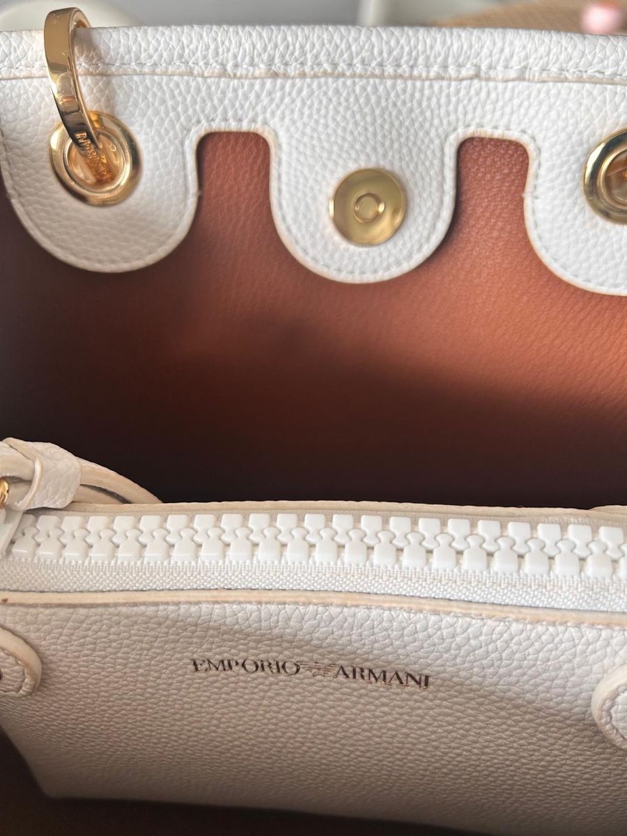 Armani Borse da donna: Emporio Armani Tasche – Usato da Zug venduto da eic_6lnh 4