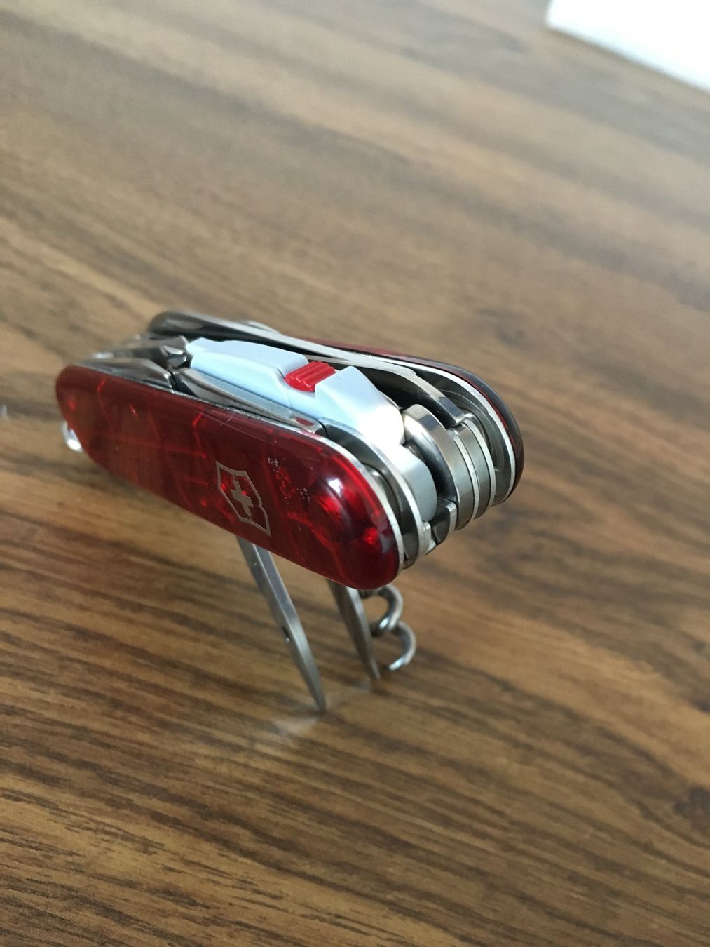 Victorinox Coltelli tascabile: VICTORINOX - Huntsman Lite - Sackmesser – Usato da Andwil SG venduto da Rainboli 8