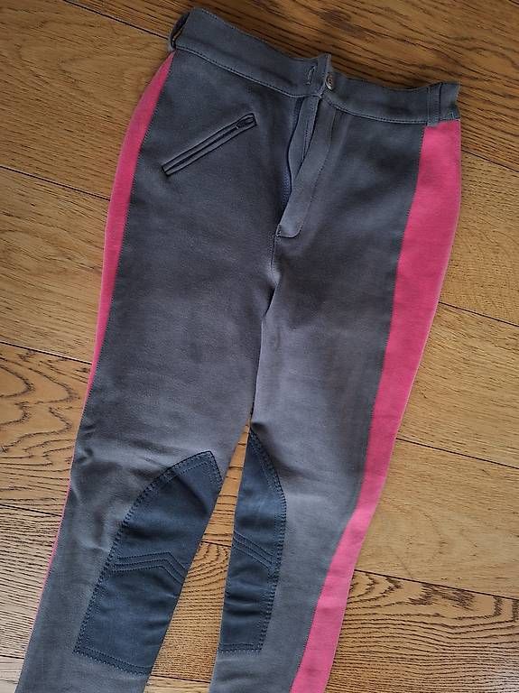 Felix Bühler Pantaloni: Mädchen Reithose Gr. 146, dunkelgrau-pink – Usato da Dietwil venduto da rotchaeppli77 1