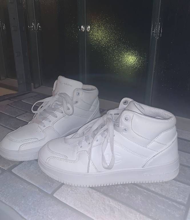Scarpe da uomo: Scarpe champion – Usato da Lugano venduto da EMI075 1