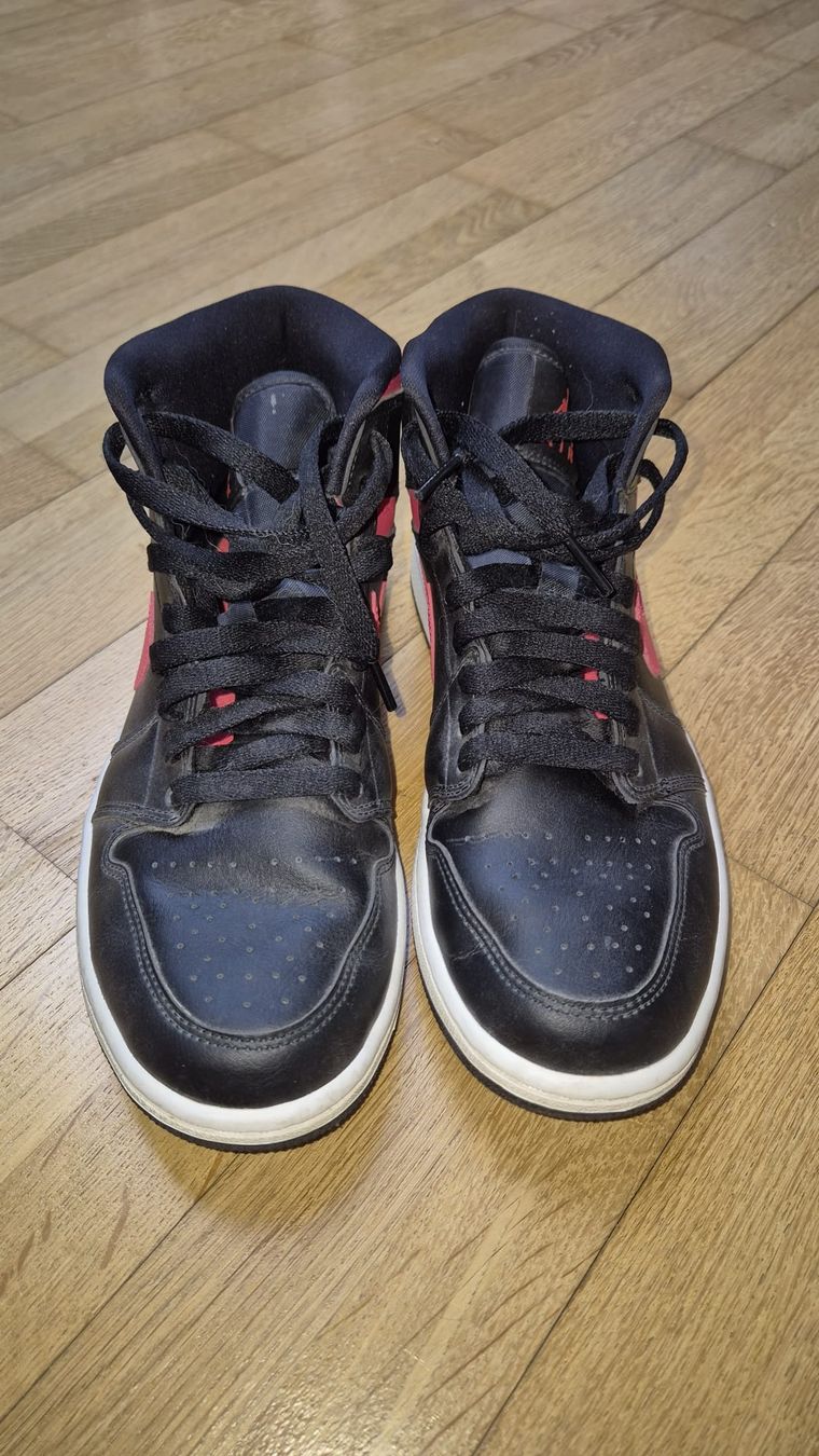 Nike Herrenschuhe: Nike Air Jordan 1 – Neu (gemäss Beschreibung) aus Utzenstorf von earndt16 3