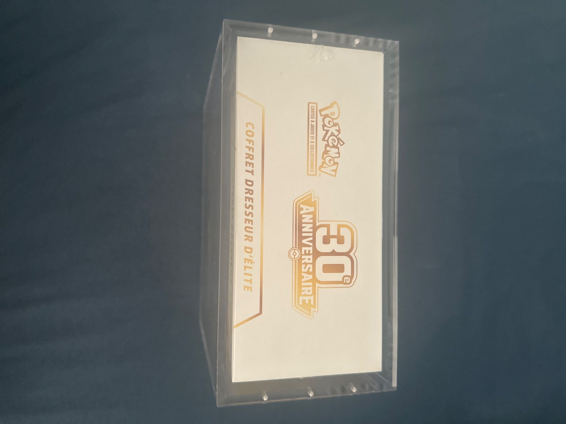 Spiele: Etb Pokémon 30ans – Neu und originalverpackt aus Orbe von jen_99br 1