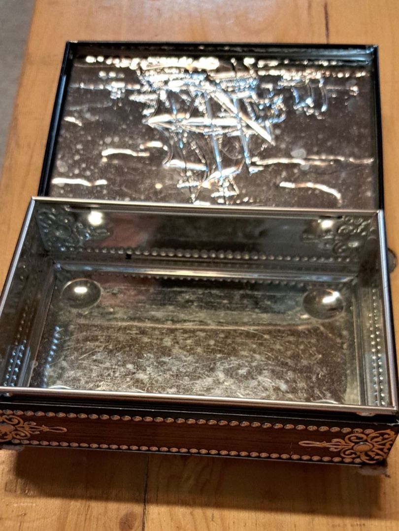 Barattoli: Vintage Schatulle / Schmuckkästchen mit Schiffs-Motiv Top – Usato da Wädenswil venduto da mh012 1