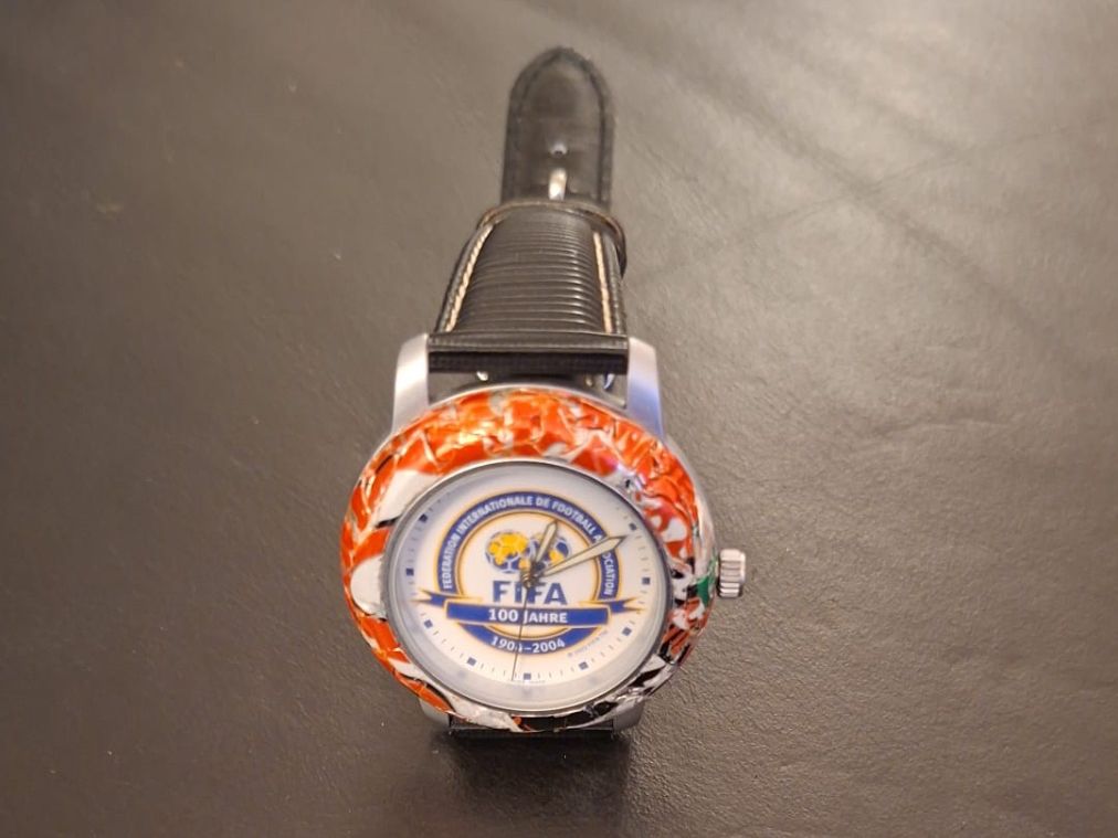 Orologi: Fifa 100 Jahre Armbanduhr – Usato da Frauenfeld venduto da stern081