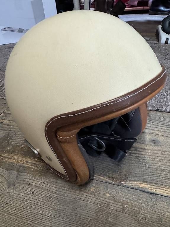 Caschi & visiere: Baruffaldi ZAR 2.0 Vintage Helm – Usato da Zug venduto da jeannie84