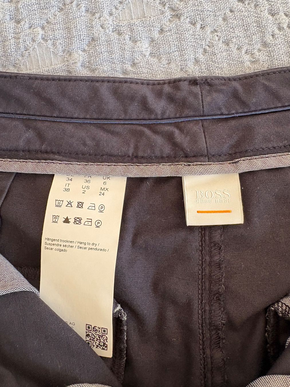 Hosen: Shorts Boss & Levis – Gebraucht aus Regensberg von imer 3
