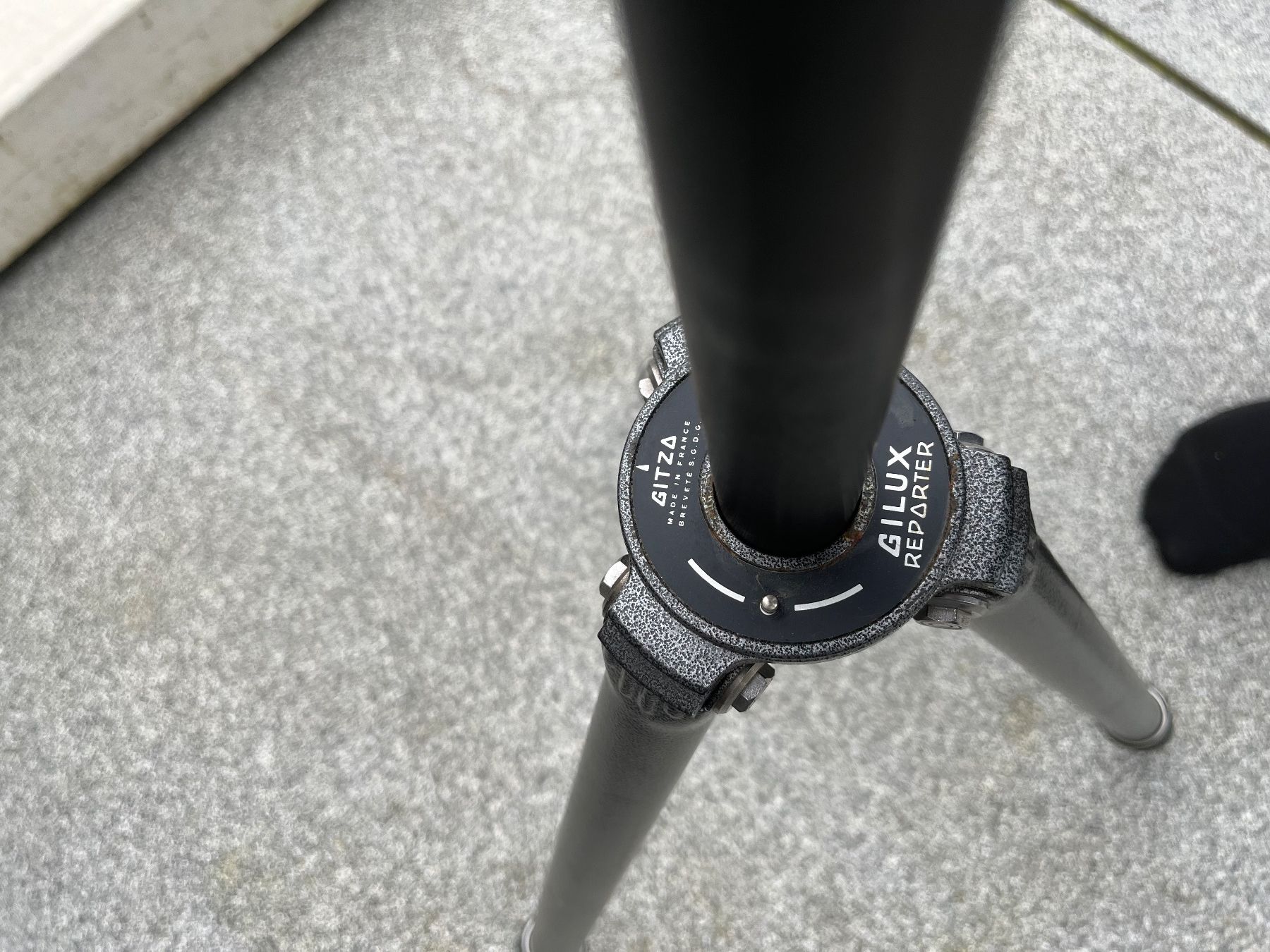 Gitzo Treppiedi & Teste: Gitzo Gilux Reporter Stativ G201 – Usato da Salenstein venduto da kar_qx2p 1
