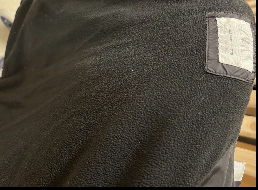 Zara Giacche: Jacke Zara schwarz Grösse 110 – Usato da Stallikon venduto da shop100 4