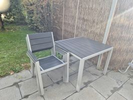 Gartentisch mit 4 Stühlen