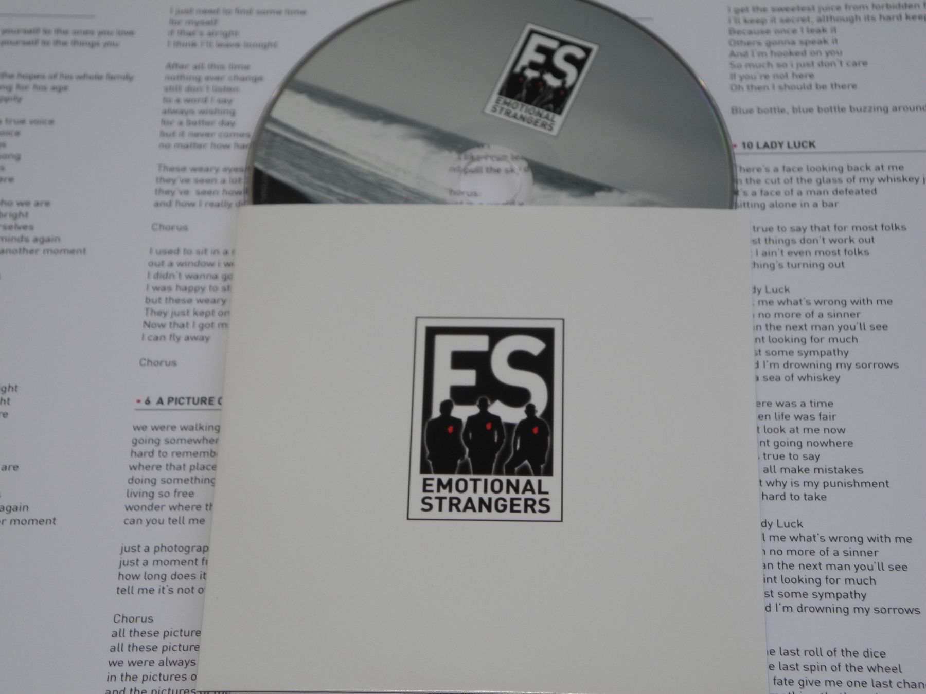 Dischi in vinile: EMOTIONAL STRANGERS: ES - B&W - AUDIOPHILE – Nuovo (secondo la descrizione) da Fahrwangen venduto da Swirl2 6