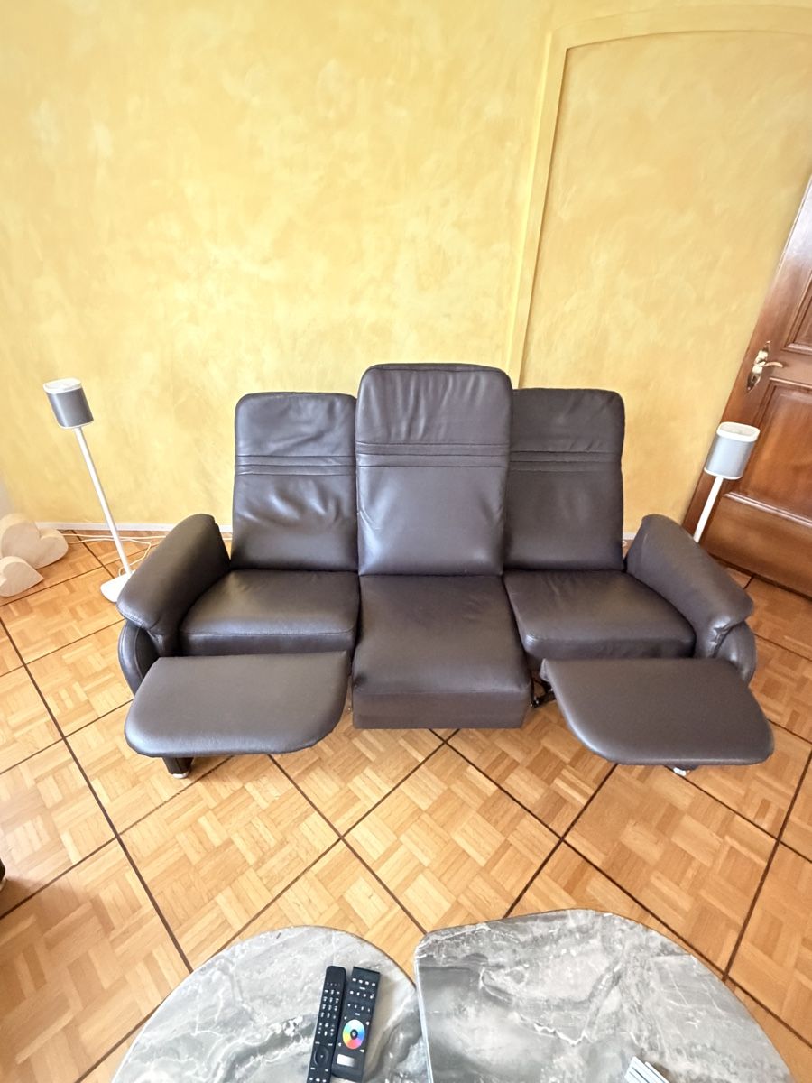 Sofas: Echt Leder Sofa – Gebraucht aus Uebeschi von snow-sports 3