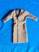 Manteau pour poupée Ken vintage, beige, doublure satinée