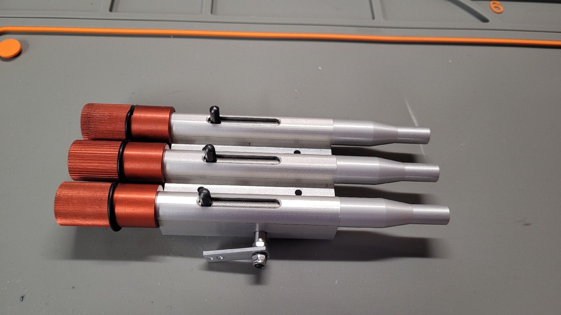 Vario Helicopter Modellismo RC: Vario Helicopter Raketenwerfer – Nuovo (secondo la descrizione) da Hindelbank venduto da Stephu1