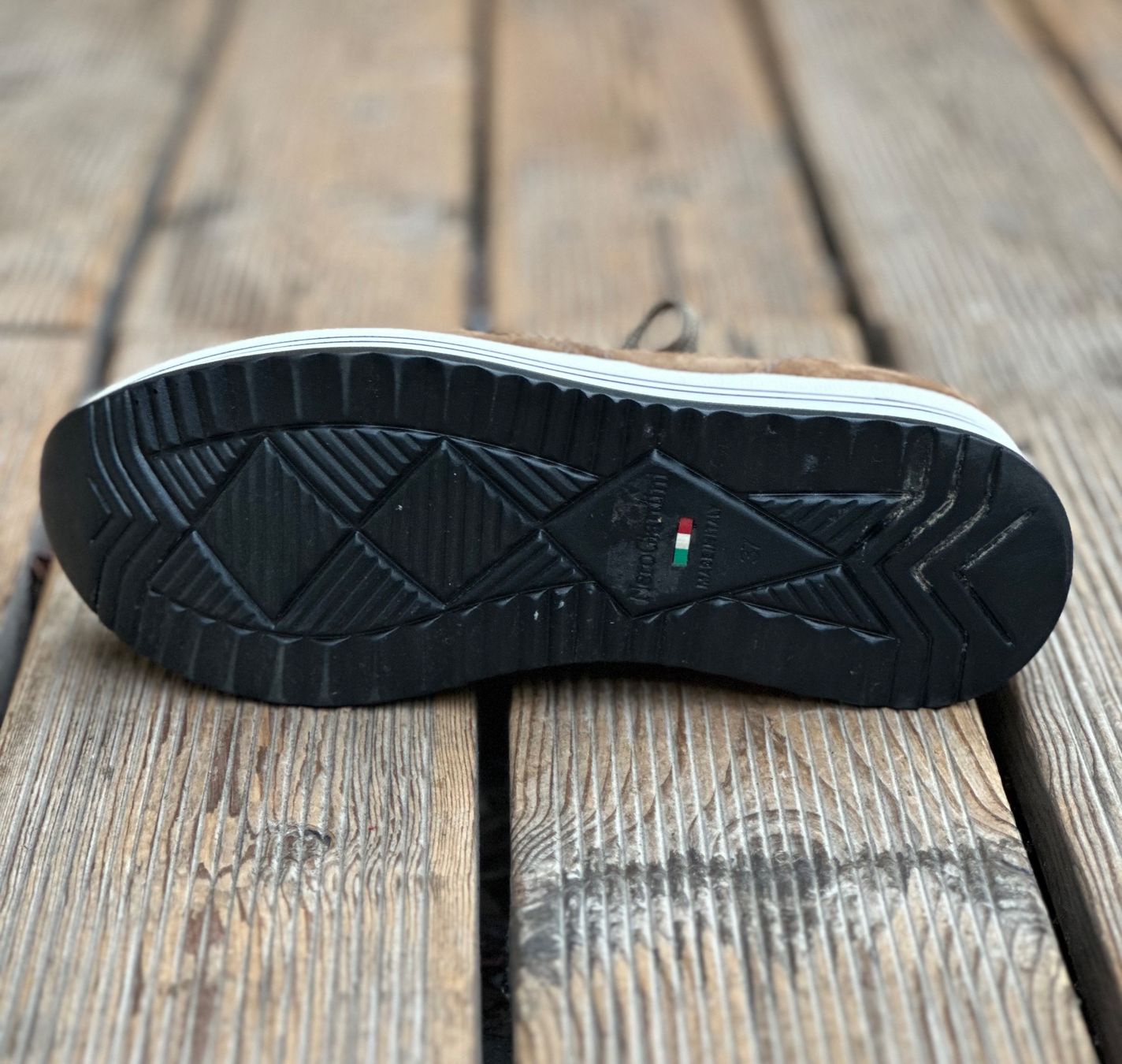 Scarpe da donna: Nero Giardini Sneakers high 37 – Usato da Ipsach venduto da Lary_Sommer 4