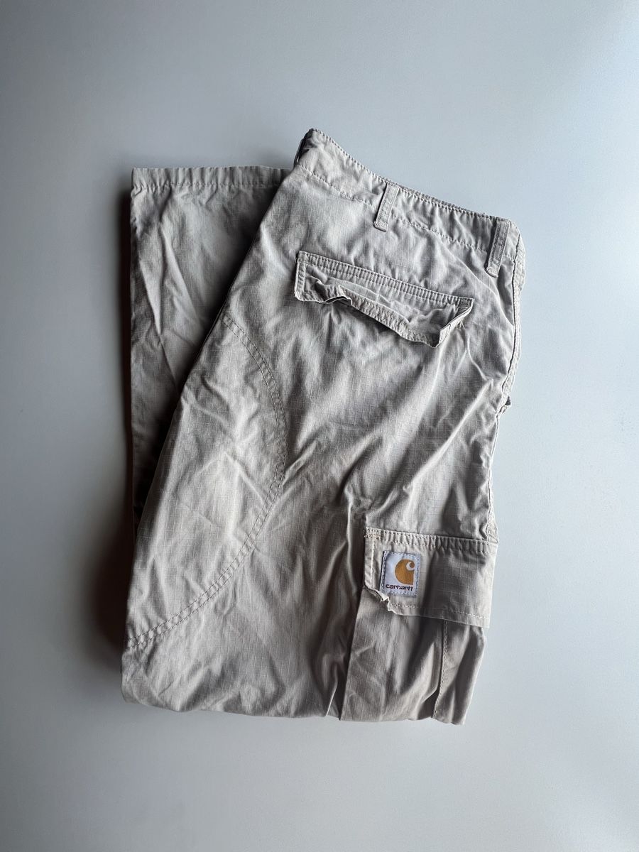 Carhartt Hosen: Carhartt Cargo Hose Beige – Gebraucht aus Bern von BestBrandSeller89