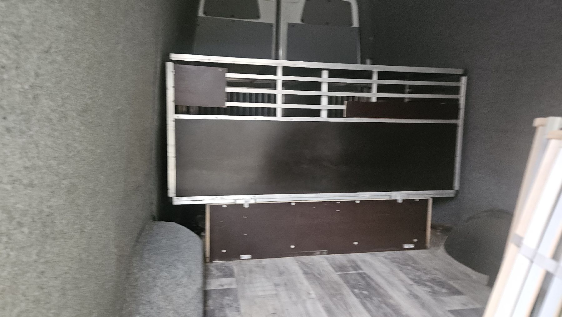 Gabbie, trasporto & Sicurezza: Hunde Transportbox mit Schubladen – Usato da Gränichen venduto da Lena.Zubler 1