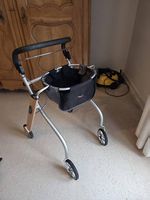 Rollator d'intérieur (déambulateur)