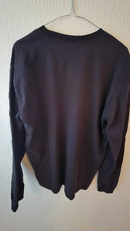 Pulls & Sweat-shirts: Calvin Klein pull – Neuf avec emballage d'origine à Muraz (Collombey) par Kiriwi 4