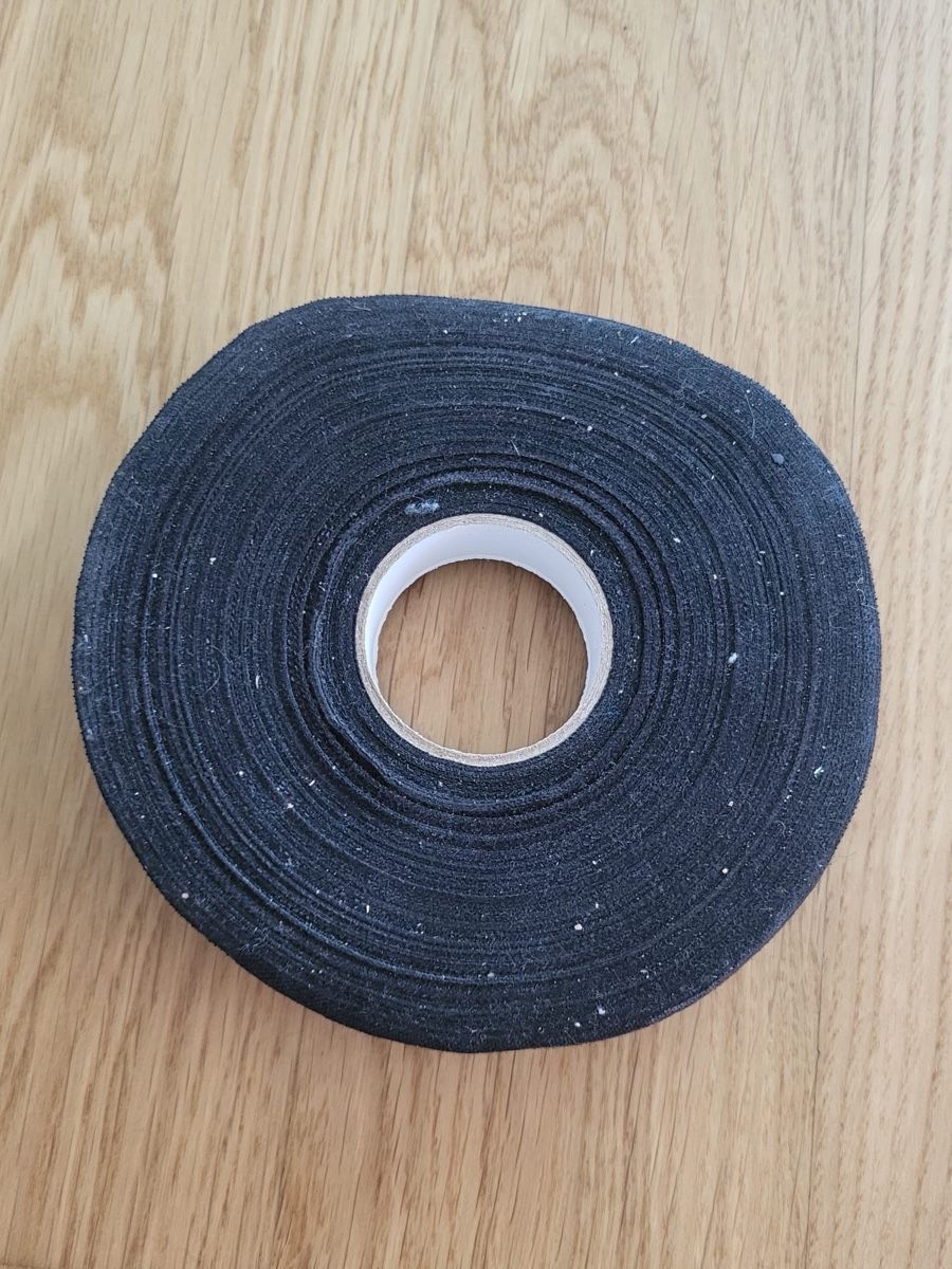 Altri accessori: Schwarzes Griffband Eishockey Rolle Tape – Usato da Arnegg venduto da Michirech