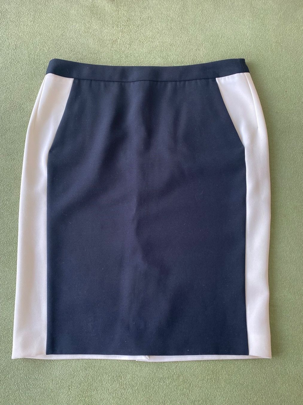 Gonne: TRUSSARDI skirt – Usato da Basel venduto da dar_ch4051 1