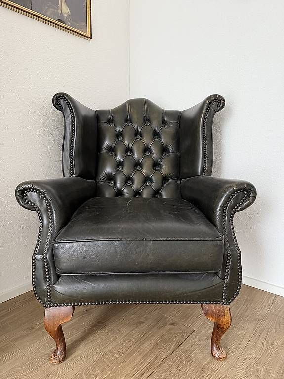 Poltrone: Antiker Ledersessel – Usato da Wil SG venduto da mir_x2d2