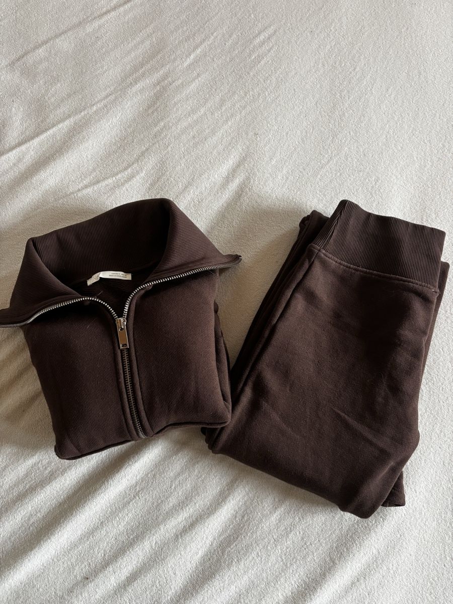 Zara Completi: Ensemble Zara  – Nuovo (secondo la descrizione) da Vouvry venduto da sha_rk5q