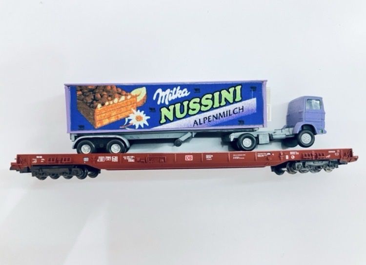 Fleischmann Modellini di ferrovie: RoLa mit LKW MILKA SPUR N – Usato da Oberbuchsiten venduto da Orsetto24 1