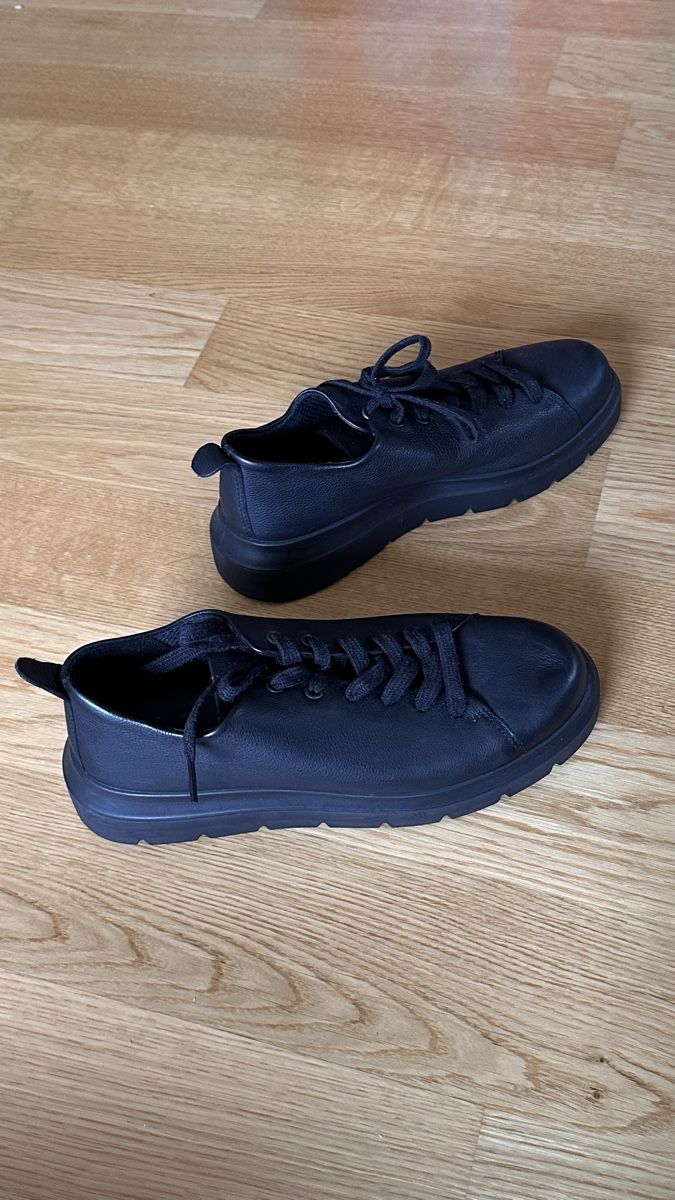 Ecco Scarpe da uomo: Sneaker Ecco Leder schwarz Grösse 37 – Nuovo (secondo la descrizione) da Bern venduto da WiederWert 2