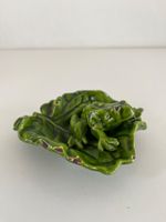 alter Frosch mit Blatt / Gusseisen emailliert