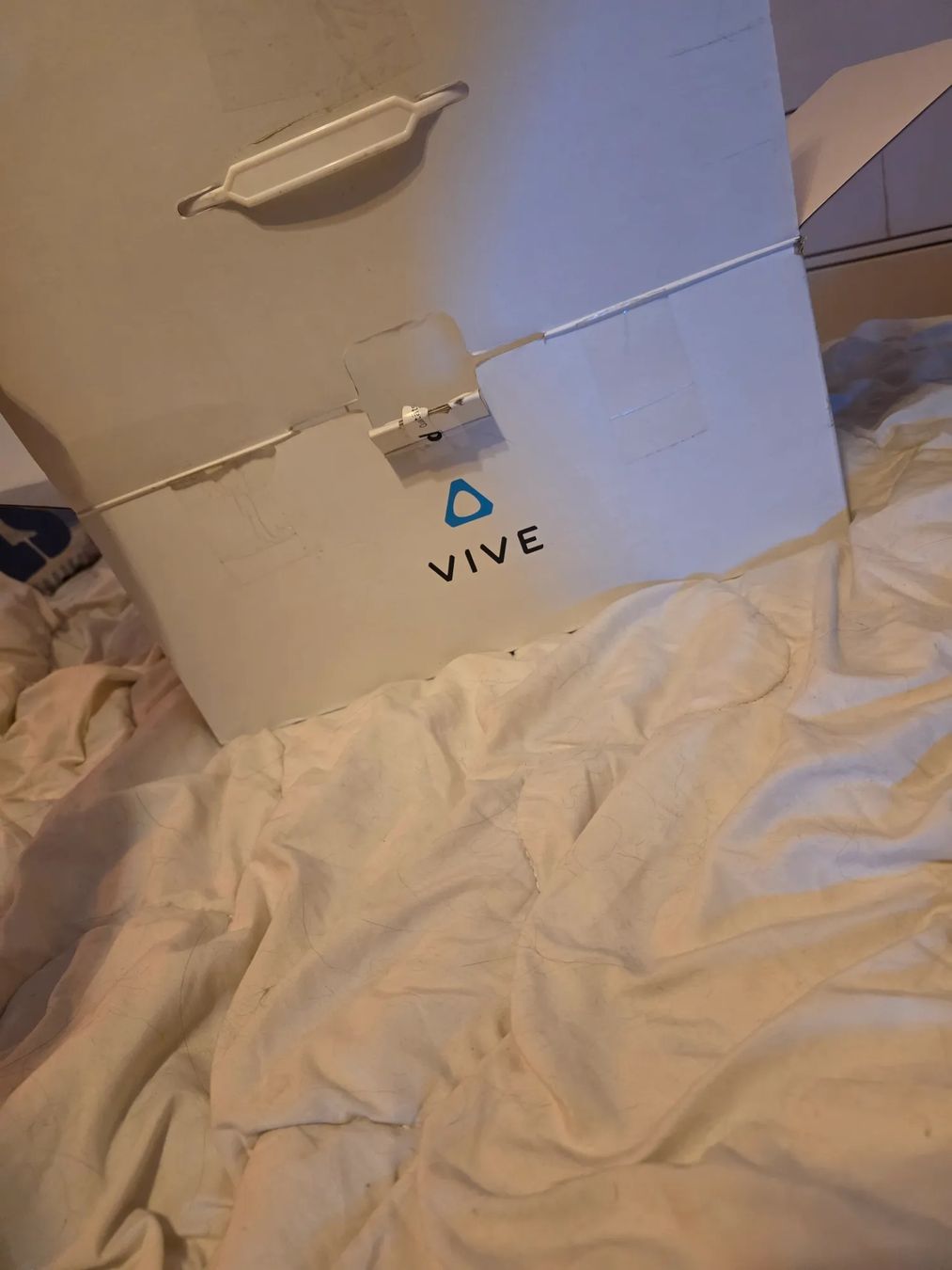 HTC Casco VR: HTC Vive Cosmos – Usato da Petit-Lancy venduto da levoyachieur 3