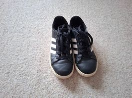 Adidas schwarz Gr. 36